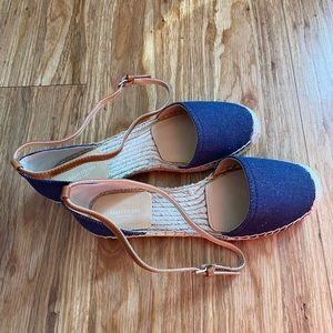 Lafayette 148 Denim Flat Espadrille in size 6.5